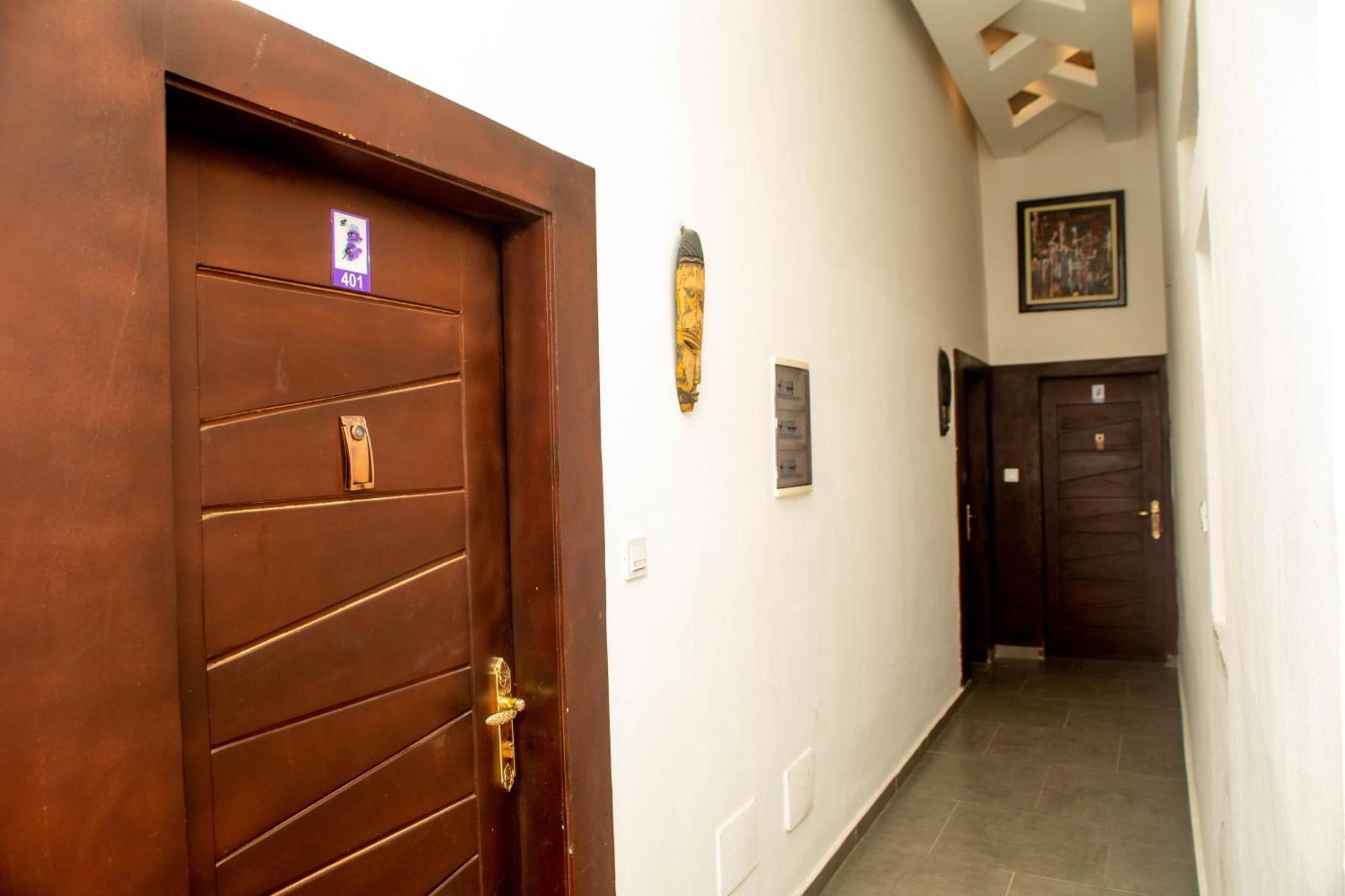 Hotel Les Orchidees Cotonou Exterior photo