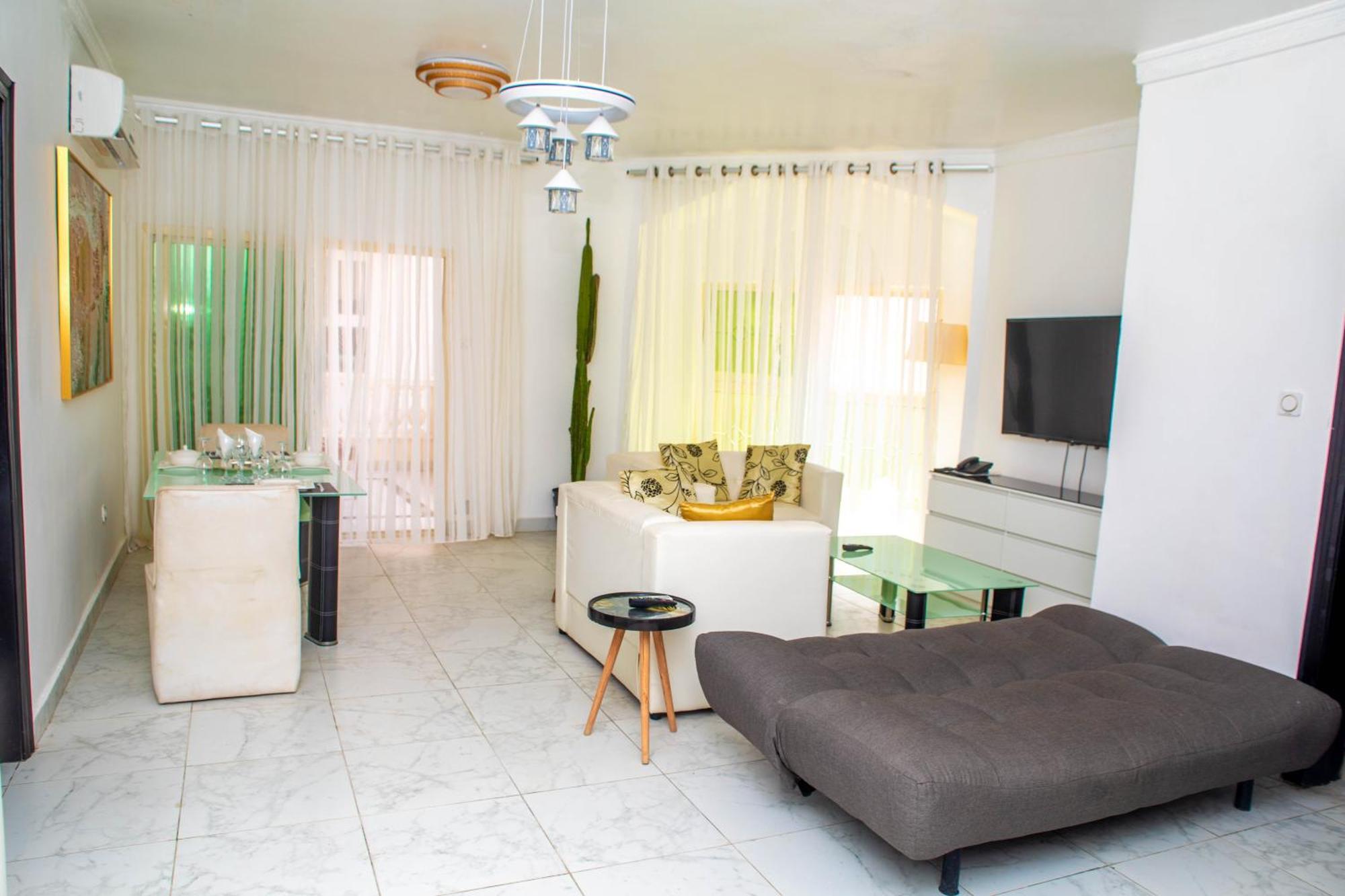 Hotel Les Orchidees Cotonou Exterior photo